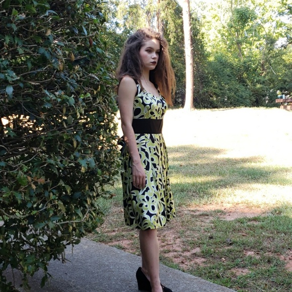 Beautiful colorful silk dress - Picture 2 of 6